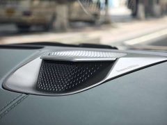 Lynk & Co V8 Vantage 2024 4.0T V8 Coupe - фото 17