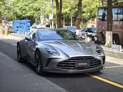 Lynk & Co V8 Vantage 2024 4.0T V8 Coupe - фото 3