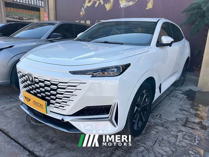 Changan UNI-K iDD 130km 1.5T Version - автомобиль из Китая