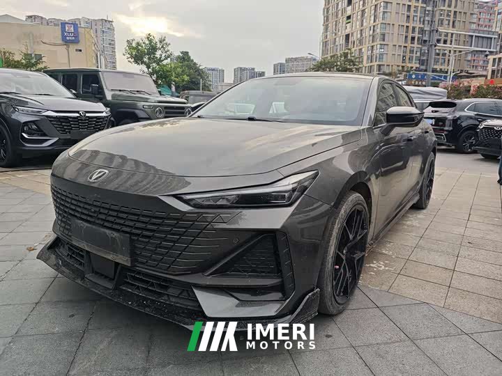Changan UNI-V 1.5T Edition - автомобиль из Китая
