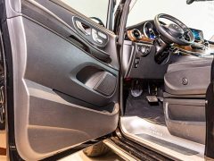 Mercedes-Benz V 260 L Luxury Edition - фото 7