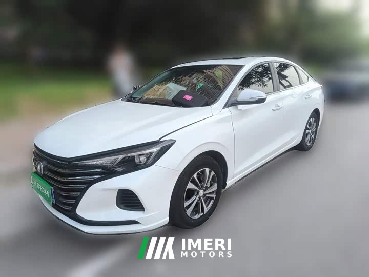 Changan PLUS 1.6L GDI Luxury Version - автомобиль из Китая