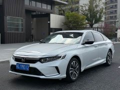 PHEV 2.0L Edition - фото 1