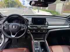 PHEV 2.0L Edition - фото 10