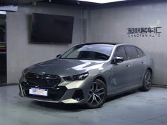 BMW i5 eDrive 35L Deluxe Version M - фото 1