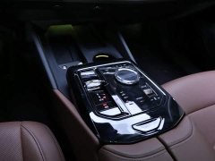 BMW i5 eDrive 35L Deluxe Version M - фото 8