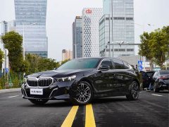 BMW 5 530Li Version M - фото 1