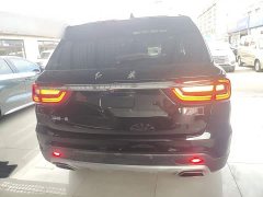 Hongqi HS7 2.0T DCT2WD Edition - фото 6