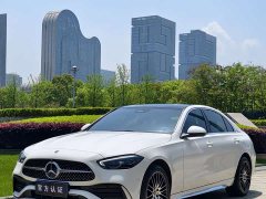 Mercedes-Benz C-Class facelift three C 260 L sports version - фото 1