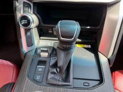 Toyota Land Cruiser (imported) LC300 3.5T automatic - фото 14