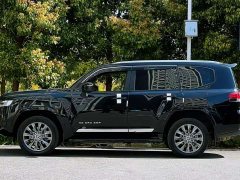 Toyota Land Cruiser (imported) LC300 3.5T automatic - фото 2