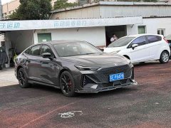 Changan UNI-V 1.5T Deluxe Version - фото 11
