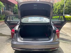 Hongqi H5 1.5T HEV Edition - фото 14