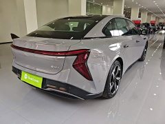 FAW EH7 760 Pro AWD Edition - фото 7