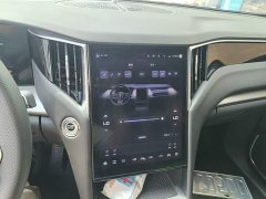 Hongqi HS7 PHEV 2.0T PHEV 2WD Edition 6 - фото 13