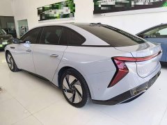 FAW EH7 640 AWD Edition - фото 5
