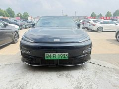 Geely 8 130km EM-i Deluxe Edition - фото 2