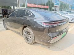 Geely 8 130km EM-i Deluxe Edition - фото 7