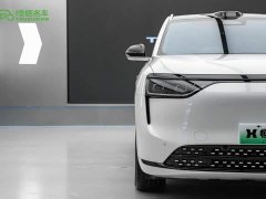 AITO M8 EREV Max Edition 53.4kWh 6 Edition (192) - фото 4