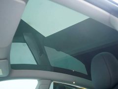 Tesla Model Y Edition - фото 7