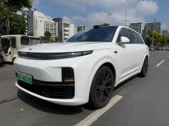 Li Auto L7 Max - фото 1