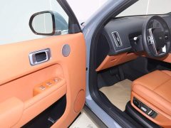 Li Auto L8 Max Edition - фото 17