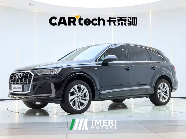 Audi Q7 45 TFSI quattro S line Version - автомобиль из Китая