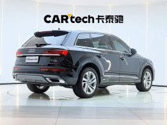 Audi Q7 45 TFSI quattro S line Version - фото 3
