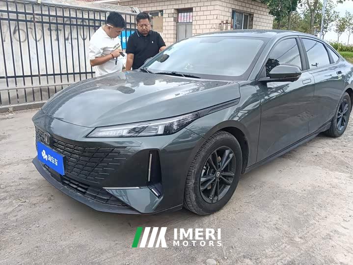 NE 1.5T GDI DCTDeluxe Version - автомобиль из Китая
