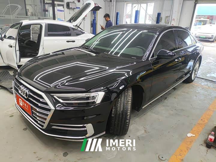 Audi A8 A8L 50 TFSI quattro Version - автомобиль из Китая