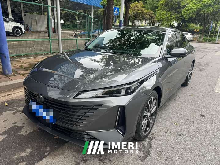 Changan NE 1.5T GDI DCTPremium Version - автомобиль из Китая