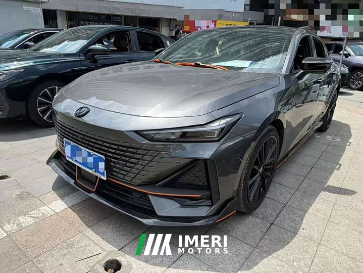 Changan UNI-V 1.5T Edition - автомобиль из Китая