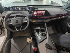 Changan UNI-V 1.5T Premium Version - фото 10