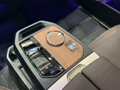BMW iX xDrive40 - фото 14