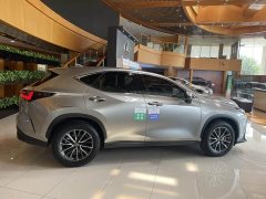 Lexus NX 400h Edition - фото 4
