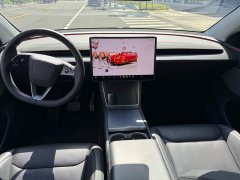 Tesla Model Y rear-wheel drive version - фото 5