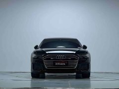 Audi A6L 55 TFSI quattro Flagship Version - фото 3