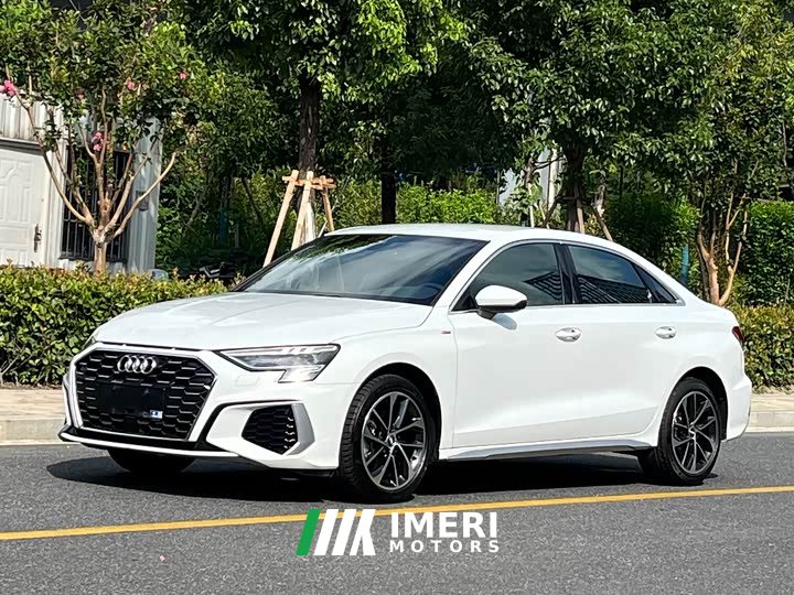 Audi A3 A3L Limousine 35 TFSI Version - автомобиль из Китая