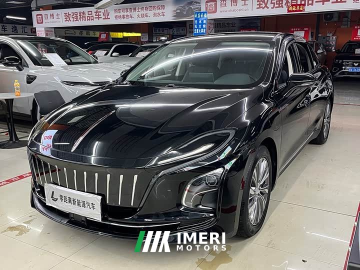 Hongqi E-QM5 431km Edition - автомобиль из Китая