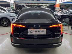 Hongqi E-QM5 431km Edition - фото 5