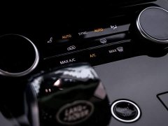 Land Rover 400PS Dynamic SE - фото 11