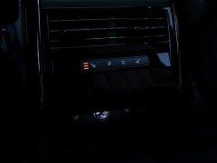 Land Rover 400PS Dynamic SE - фото 18
