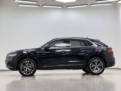 Audi Q8 55 TFSI Luxury Version - фото 4