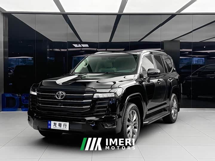 Toyota 3.5T - автомобиль из Китая