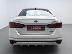 2.0L XL Edition - фото 4