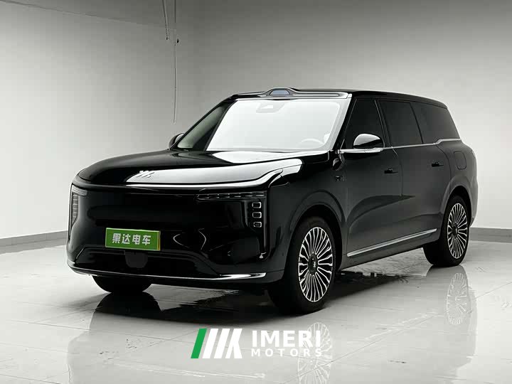 LS9 52 Ultra - автомобиль из Китая
