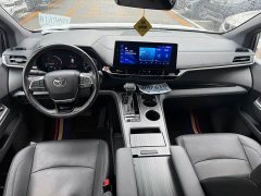 Toyota SIENNA 2.5LPHEV Premium Edition - фото 10