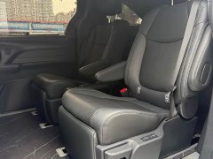Toyota SIENNA 2.5LPHEV Premium Edition - фото 15