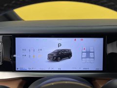 Hongqi HQ9 PHEV 2.0T AWDLuxury Edition - фото 10