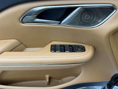 Hongqi HQ9 PHEV 2.0T AWDLuxury Edition - фото 5